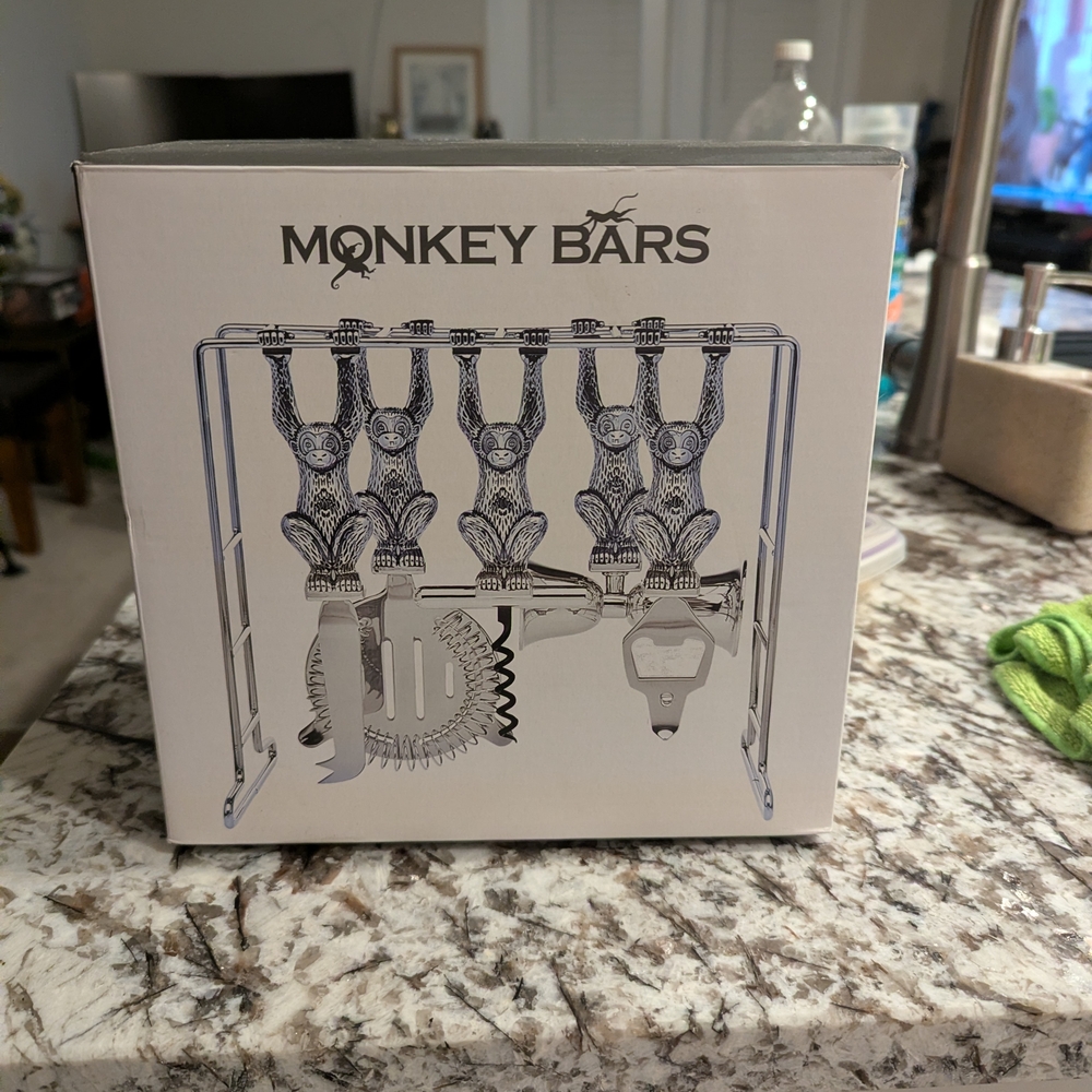 Monkey Bars Multi-Tool Set - Picture 2 of 8